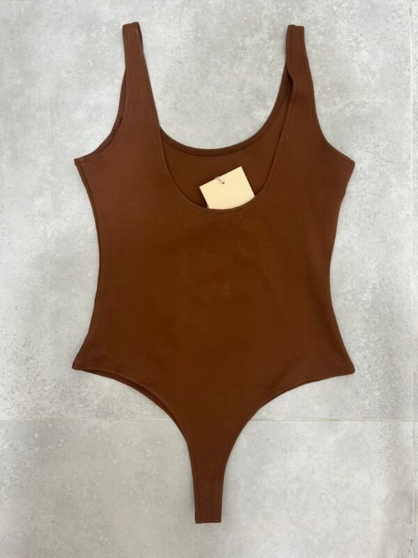 Body Rebeca